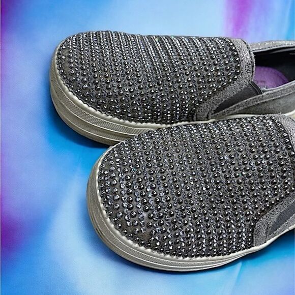 Skechers l Kids l Double Up-Take The Lead Sneaker l Silver Bling l Slip on l 11 - Picture 3 of 10